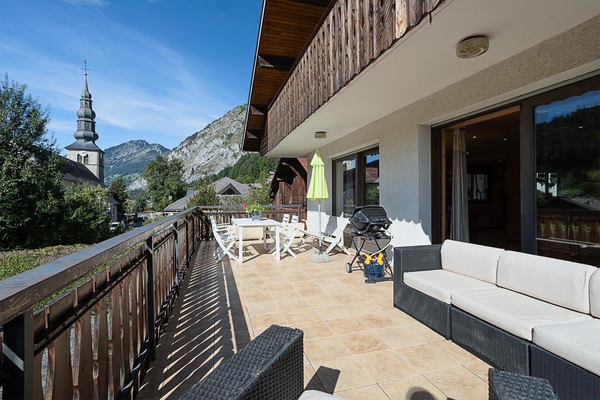 Chalet Les 4 Saisons - Ski, Parking Et Jardin Abondance エクステリア 写真