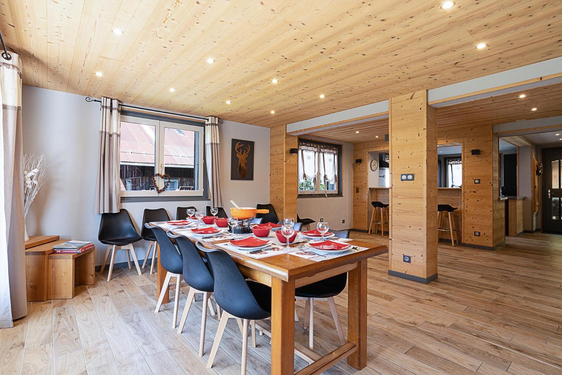 Chalet Les 4 Saisons - Ski, Parking Et Jardin Abondance エクステリア 写真