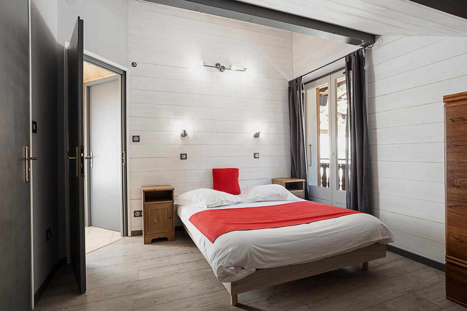 Chalet Les 4 Saisons - Ski, Parking Et Jardin Abondance エクステリア 写真